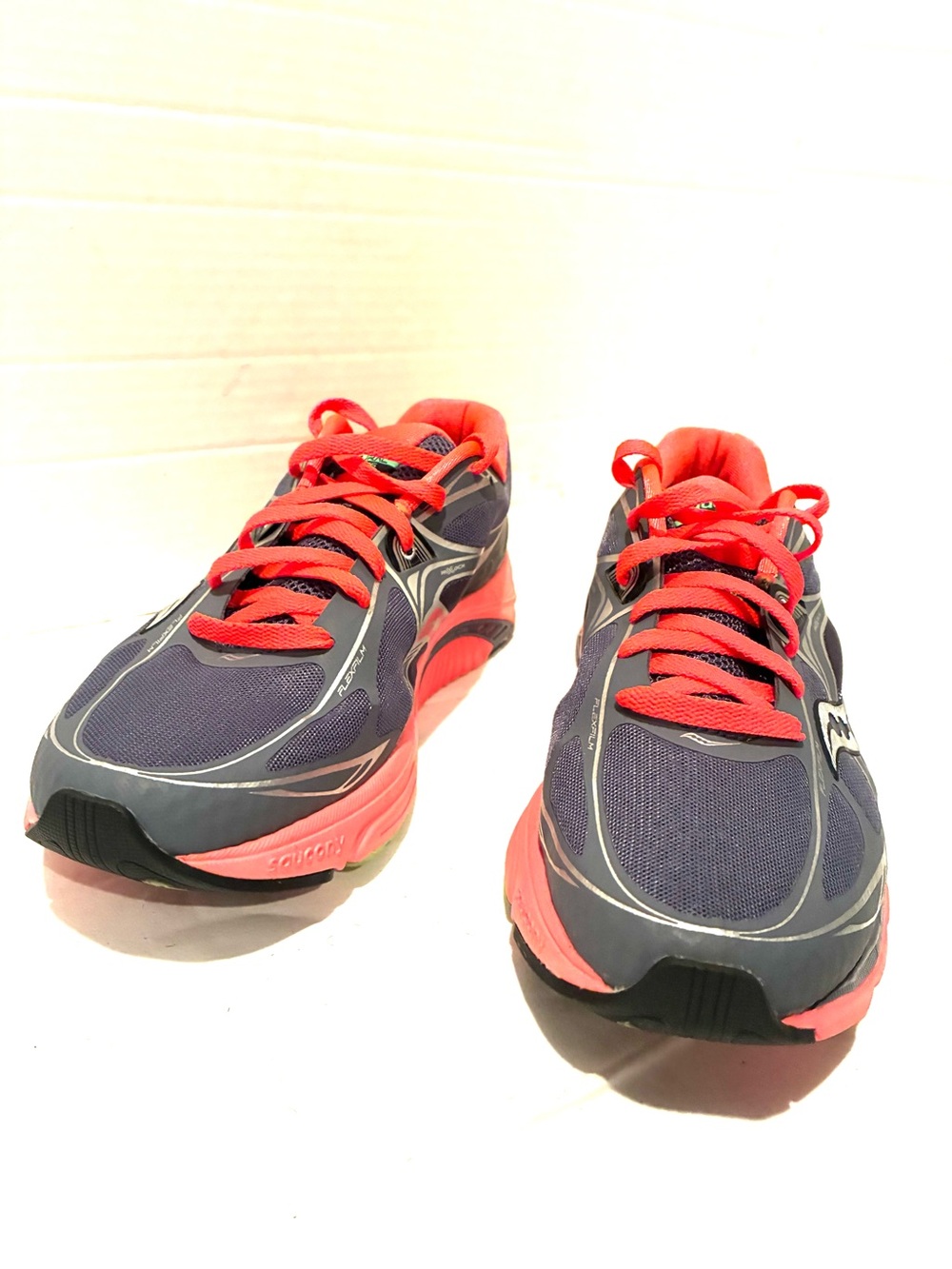 Saucony Mirage 5 Natural Series Running Shoes Womens Size 10 Outdoors Sneakers - Picture 6 of 11